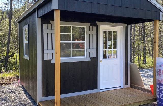Camping Cabin - The River Pig