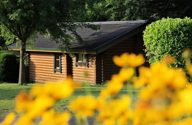 Camping ecovillage SOLEIL DU PIBESTE **** - Chalet des MARMOTTES - 2 bedrooms = sheets + towels + cleaning for 4 people