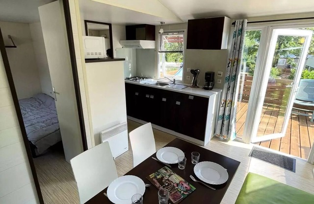 Camping Le Chanet *** - Mobilheim Saint Roch 3 Zimmer 4/6 Personen