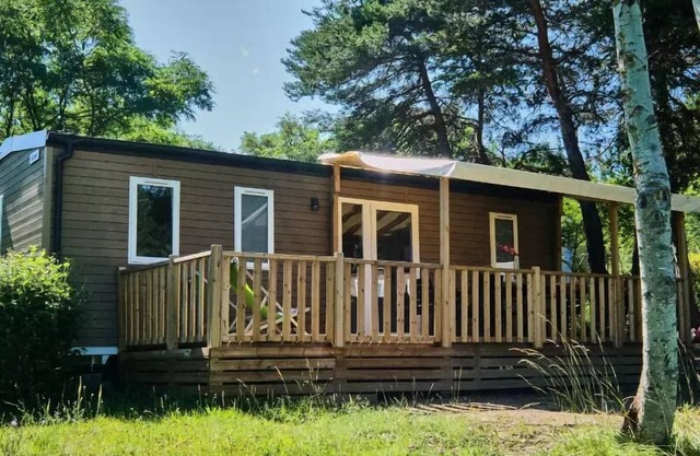 Camping Couriou **** - Mobilheim Comfort Plus 4 Zimmer 6 Personen