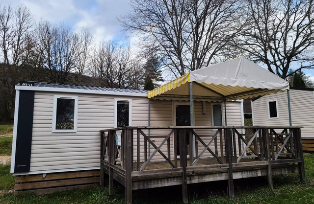 Campsite Domaine de l'Epinette**** - 4-room Family Cottage for 6 people