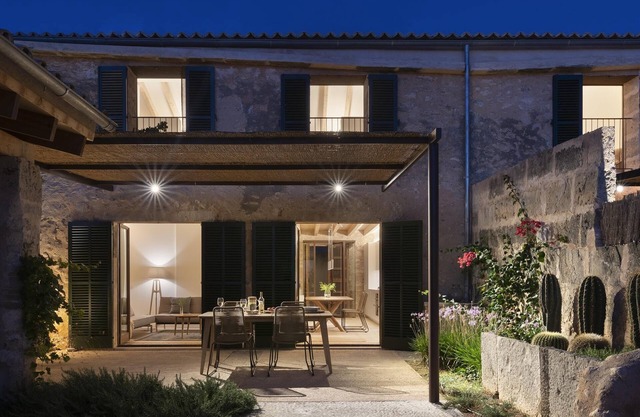 CAN CUNSO 18. Der Charme eines Hauses aus dem 19. Jahrhundert und der Komfort der Moderne