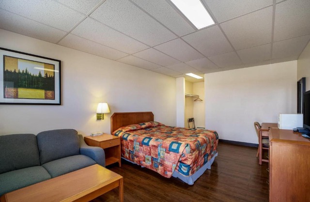 Canadas Best Value Inn Fort St John