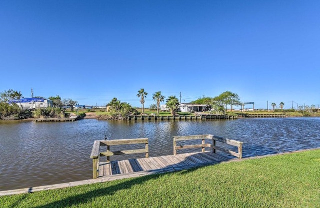 Canalfront Sargent Cabin with Patio 1 Mi to Beach!