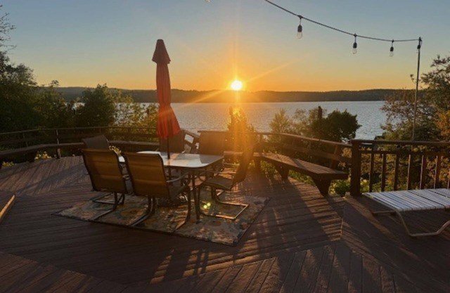 Canandaigua Lake Million Dollar Seeblick und Sonnenuntergänge!