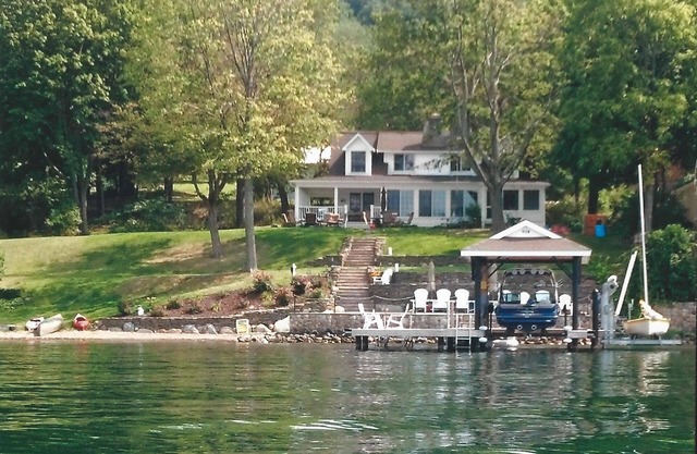 Canandaigua Lake Waterfront Beauty - Entspannen Sie im DeMarco House!