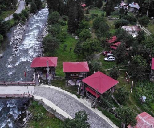 Cancik Dağ Evleri