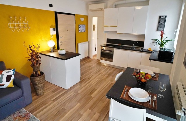 Candiani Building - Bright & Modern Studio with Balcony