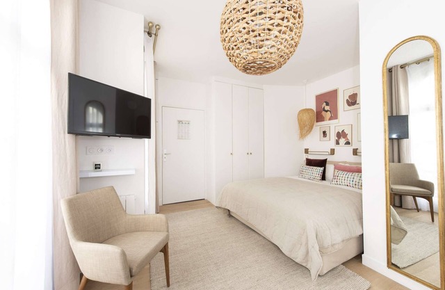 Candide, Studio / 1sdb, 2 Personen