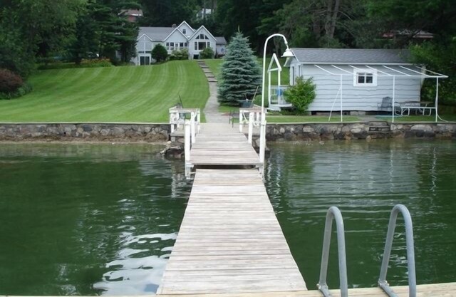 Candlewood Lakefront-Exclusive- Ideal Vacation