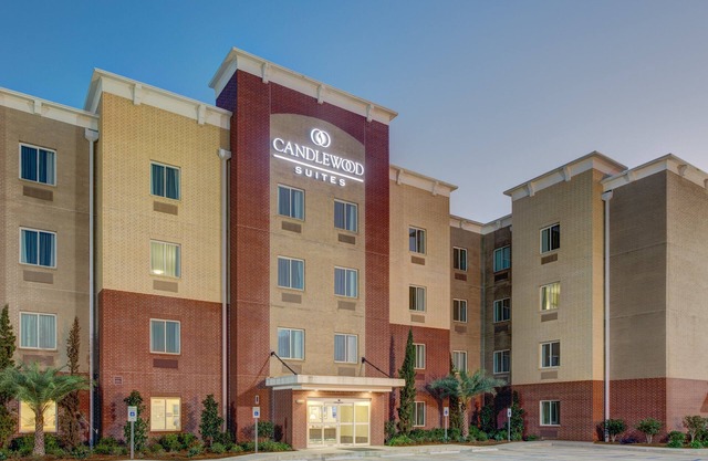 Candlewood Suites Cut Off by IHG