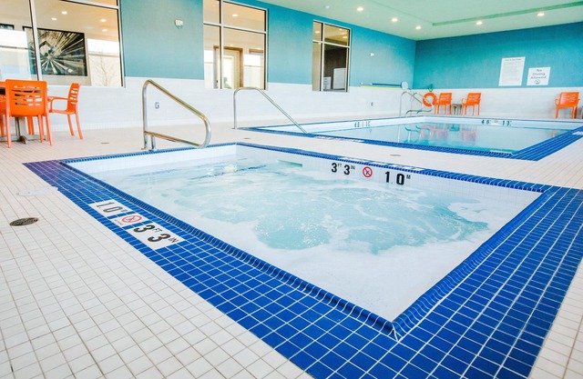 Candlewood Suites West Edmonton - Mall Area by IHG
