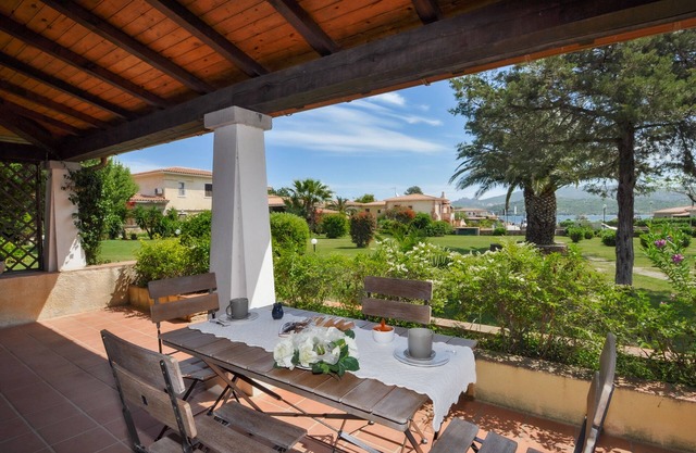 Cannigione - Villa a stone's throw from the beach