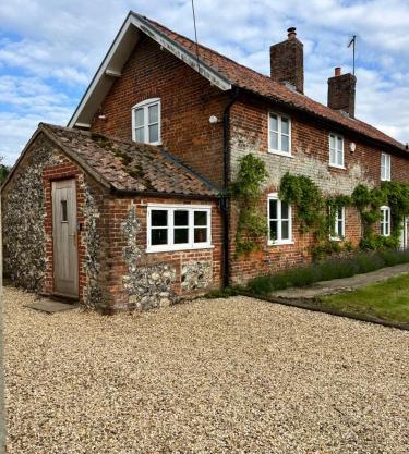 Canter Cottage