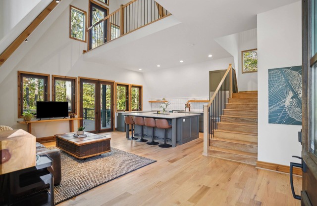 Canton Cabin Get A-way