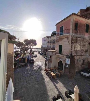 Cantone Studio On The Beach
