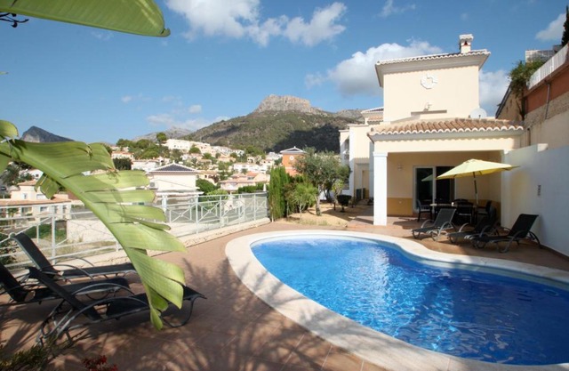 Canuta Mar 14- two story holiday home villa in Calpe