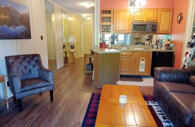 Canyon Creek Eigentumswohnung # 105 - Gemütliche Hütten Immobilien, LLC. - Ruidoso NM