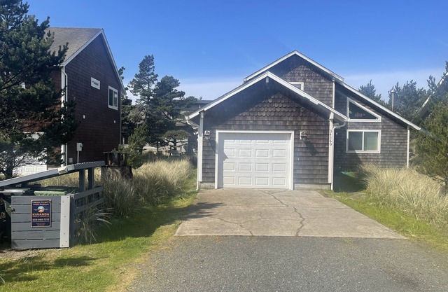 Cap'n Morgans Hideaway # 152- Fun Familienhaus mit Tonnen von Spielzeug, leicht zu Fuß zum Strand in Pacific City