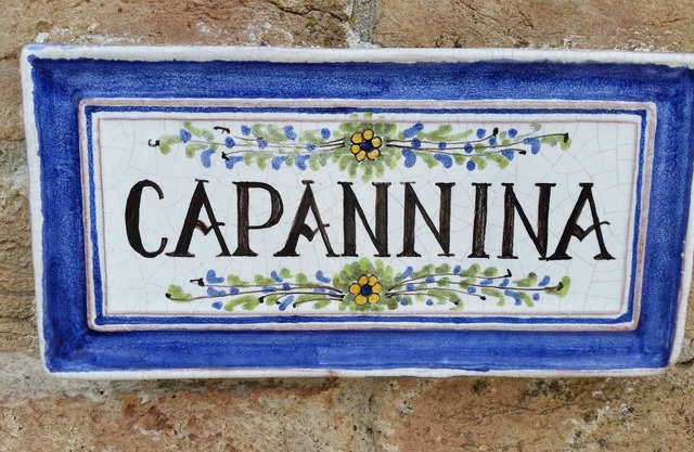 Capannina: your private terrace on the Crete Senesi - unique natural panorama!