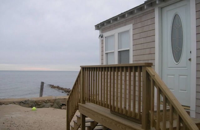 Cape Cod / Oceanfront am Nantucket Sound w / Privatstrand, Deck, Kajaks $ 750 / Woche
