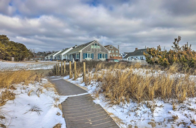 Cape Cod Retreat w/ Gas Grill, Steps to Beach
