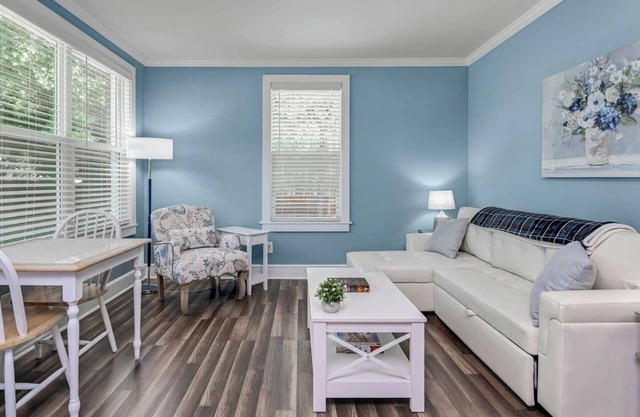 Capes Cottage | 1BR Near Rosewood