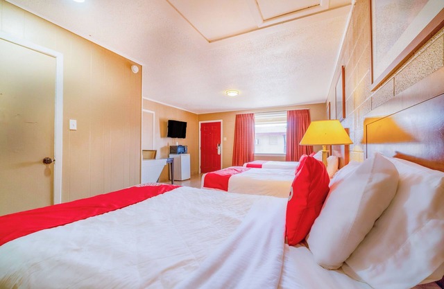 OYO Hotel Beeville - US 181