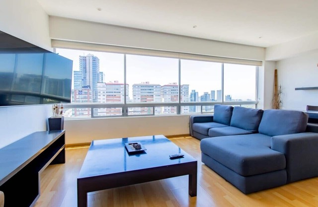 1504 - Sunny & Spacious 2BR PH Near StaFe Shopping Mall