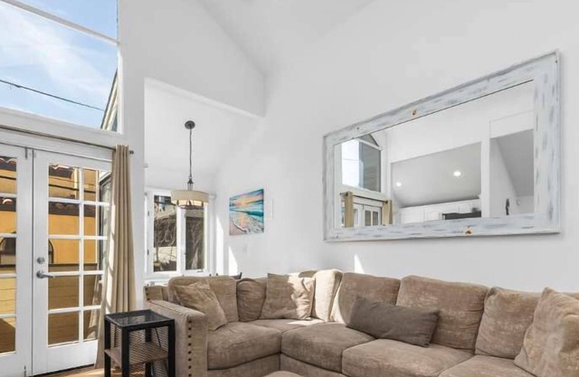Capitola Village Home with Parking Spot
