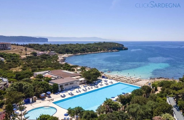 Capo Caccia villa with sea view with communal pool and beach
