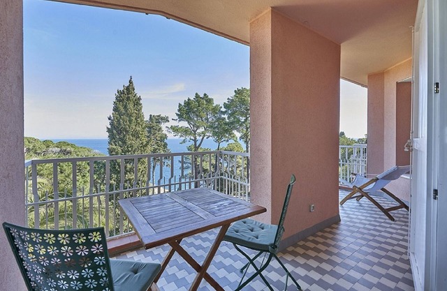 Gli Oleandri- Exklusive Fe-Wohnung am Meer