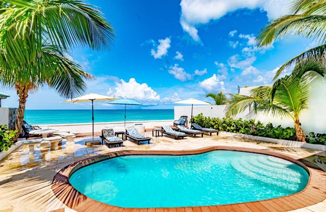 Caprice 14 - Oceanfront Villa - Gated Community with Pool