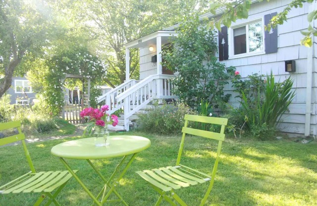 Captain's Cottage