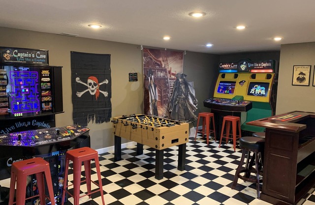 Captain's Cove, Seeseite, 9 Betten / 8 Bäder, Nassrutsche, Doppeldock