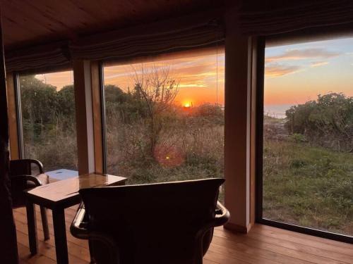 Captain's House, explore the crustal movement every thousand years