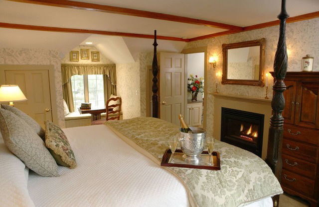 Captain's House Inn
