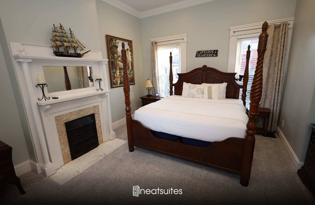 Captain's Quarters—Covington Home Away From Home!