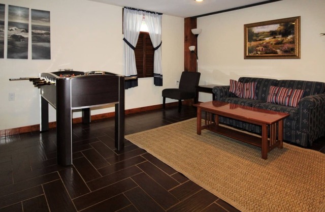 Captain's Stateroom - A Goodyear Lake hideaway
