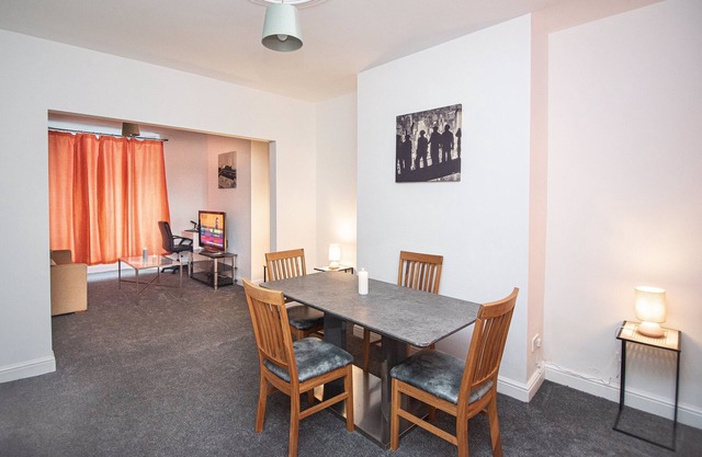 Captivating 3-Bed House in Doncaster is a recently renovated house.