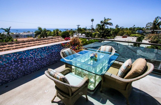 Cardiff am Meer OceanView Home ~ Mit Dachterrasse mit Kamin und Grill!