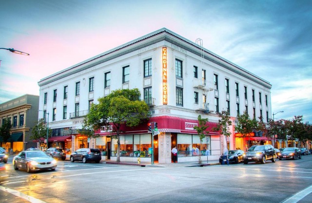 Cardinal Hotel