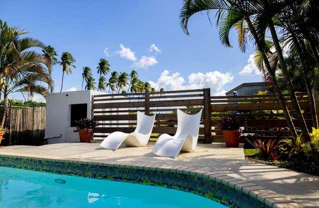 Caribbean Backyard House with Private Pool