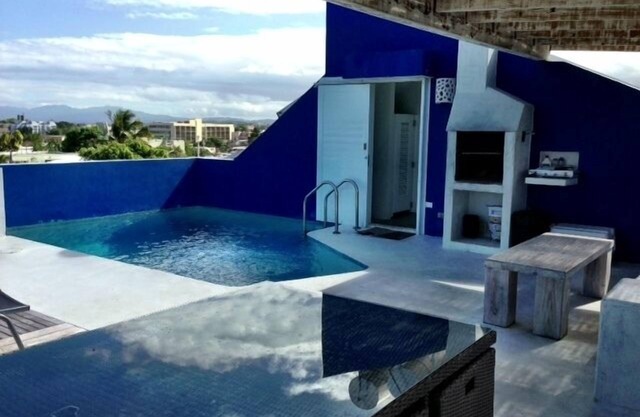 Karibik Penthouse-Front Beach, Dach Pool, Gruppen, HoneyMooners, Generator