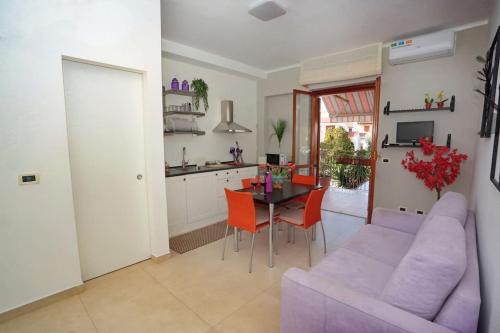Carlo House