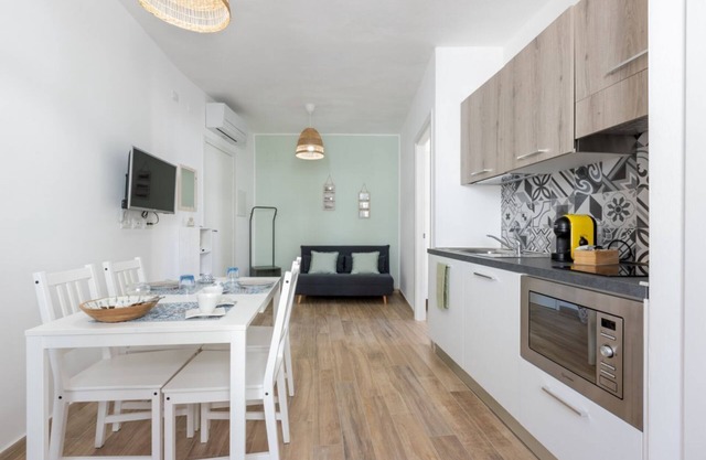 Carloforte Central Bright Apartment!