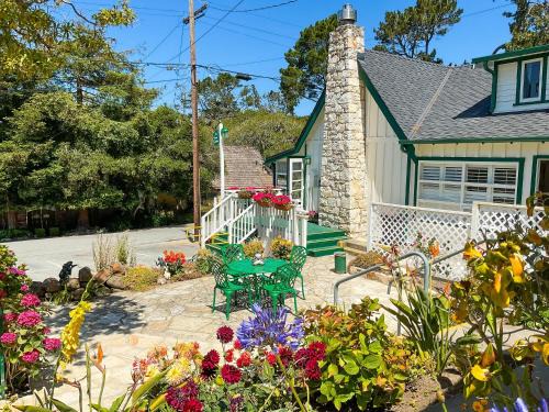 Carmel Green Lantern Inn