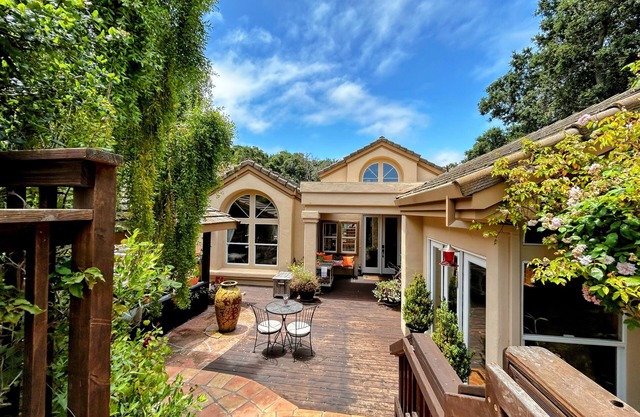 Carmel Oasis~Golfers Paradise~Exotic Cars~Exquisite Cuisine