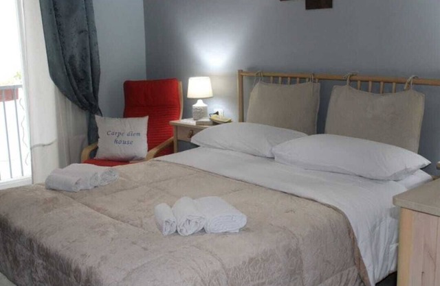 Carpe Diem House Modern apartment in Vietri with free parking and shuttle