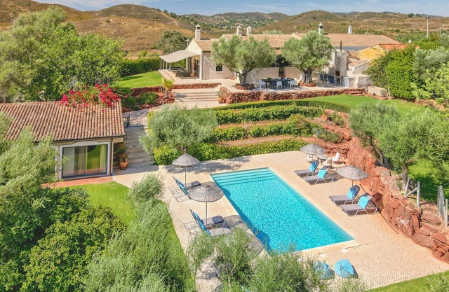 Casa Cuco - Schöne Luxusvilla in einem grünen Tal mit Pool